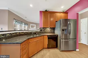 572 Hopkins Landing, Baltimore, MD 21221 - Photo 9