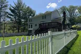 2718 Moores Valley Dr, Baltimore, MD 21209 - Photo 3