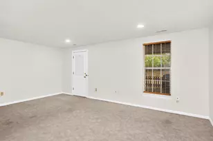 2009 Heritage Dr, Baltimore, MD 21209 - Photo 21