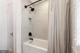 136 Hopkins Rd, Baltimore, MD 21212 - Photo 23