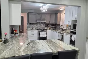 1407 Adamsview Rd, Baltimore, MD 21228 - Photo 9