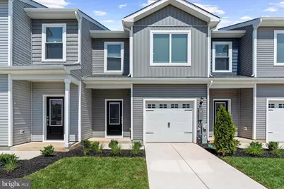 8131 Bartholomew Court, Baltimore, MD 21206 - Photo 3