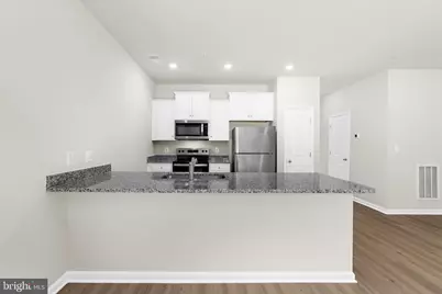 8131 Bartholomew Court, Baltimore, MD 21206 - Photo 17