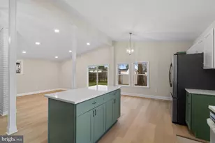 4761 Bonnie Brae Rd, Pikesville, MD 21208 - Photo 11