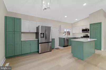 4761 Bonnie Brae Rd, Pikesville, MD 21208 - Photo 9