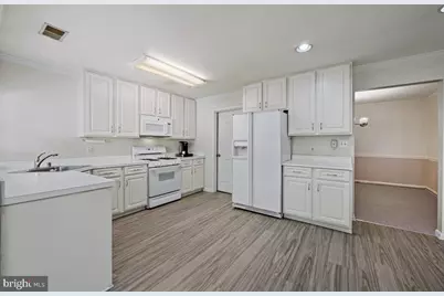 4550 Chaucer Way #406, Owings Mills, MD 21117 - Photo 13