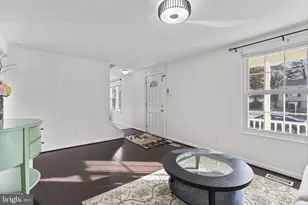 8614 Saxon Cir, Nottingham, MD 21236 - Photo 5