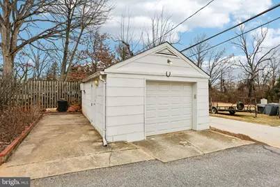 737 Howard Road, Baltimore, MD 21208 - Photo 39