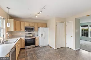 5206 Castlestone Dr, Baltimore, MD 21237 - Photo 7