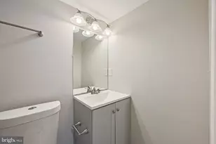 2910 Silver Hill Ave, Gwynn Oak, MD 21207 - Photo 15