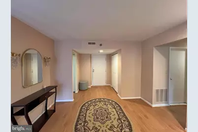 7203 Rockland Hills Drive #302, Baltimore, MD 21209 - Photo 5