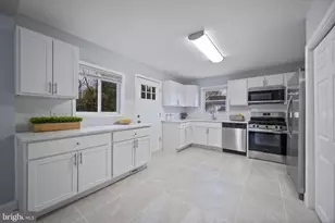 511 Riverside Dr, Baltimore, MD 21221 - Photo 7