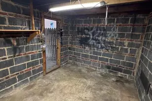 2532 Liberty Pkwy, Baltimore, MD 21222 - Photo 9