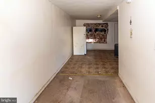 2038 Larkhall Rd, Dundalk, MD 21222 - Photo 7