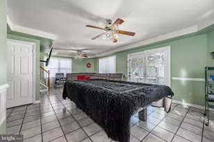 2404 Poplar Dr, Baltimore, MD 21207 - Photo 13