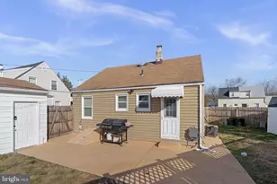 2408 Woodridge Rd, Sparrows Point, MD 21219 - Photo 29