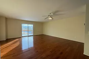 19 Spring Glen Ct, Cockeysville, MD 21030 - Photo 9