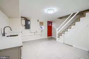 8049 Lansdale Rd, Baltimore, MD 21224 - Photo 33