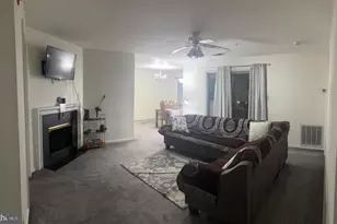 8809 Stoneridge Cir, Pikesville, MD 21208 - Photo 3