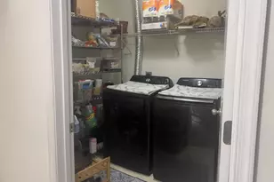 8809 Stoneridge Cir, Pikesville, MD 21208 - Photo 9