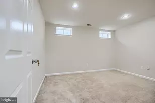 5908 Gambrill Cir, White Marsh, MD 21162 - Photo 61