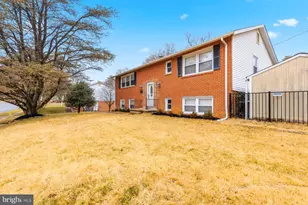 910 Crestwick Rd, Towson, MD 21286 - Photo 31