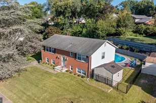 910 Crestwick Rd, Towson, MD 21286 - Photo 1