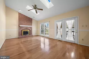 1110 Francis Ave, Baltimore, MD 21227 - Photo 17