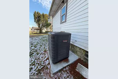 2224 Middleborough Road, Essex, MD 21221 - Photo 13