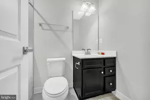 7111 Sollers Point Rd, Baltimore, MD 21222 - Photo 31