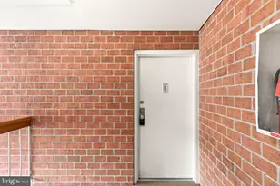 6 Stapleton, Lutherville Timonium, MD 21093 - Photo 3