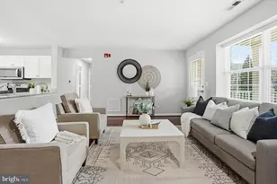 12108 Tullamore Ct, Lutherville Timonium, MD 21093 - Photo 5