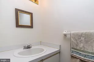 46 Running Brooke Dr, Windsor Mill, MD 21244 - Photo 9