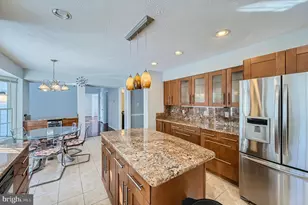 8 Sapphire Hill Ct, Baltimore, MD 21209 - Photo 7