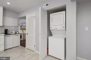 2913 Illinois Ave, Baltimore, MD 21227 - Photo 15