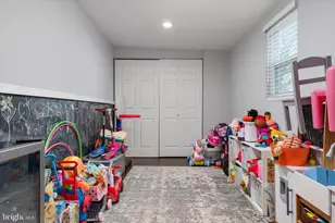 2913 Illinois Ave, Baltimore, MD 21227 - Photo 17