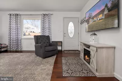 2913 Illinois Avenue, Baltimore, MD 21227 - Photo 5