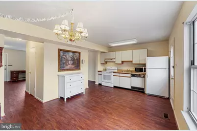 41 Chesthill Court, Baltimore, MD 21236 - Photo 7