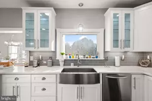 1 Hemlock Ct, Cockeysville, MD 21030 - Photo 13