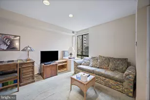 7 Slade Ave, Baltimore, MD 21208 - Photo 11