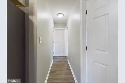 300 West Chesapeake Avenue, Towson, MD 21204 - Photo 15