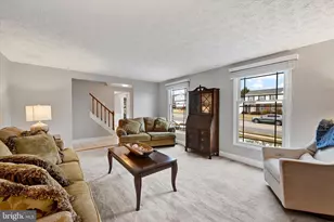 3827 Proctor Ln, Baltimore, MD 21236 - Photo 5