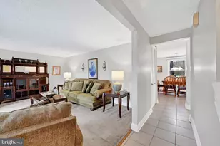 3827 Proctor Ln, Baltimore, MD 21236 - Photo 7