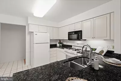 413 Rockfleet Road Road #201, Lutherville Timonium, MD 21093 - Photo 19