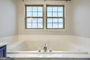 8 Katurah Ln, Owings Mills, MD 21117 - Photo 25