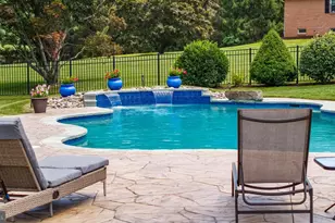 4037 Holly Knoll Dr, Glen Arm, MD 21057 - Photo 11