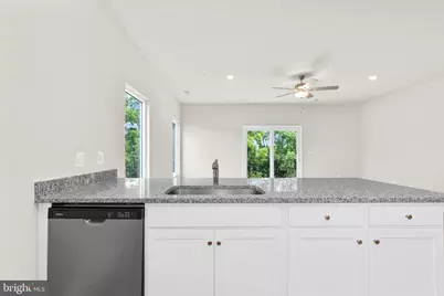 8135 Bartholomew Court, Baltimore, MD 21206 - Photo 23