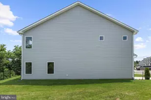 8125 Bartholomew Ct, Baltimore, MD 21206 - Photo 7