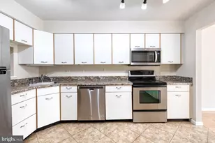 2107 Woodbox Ln, Baltimore, MD 21209 - Photo 7