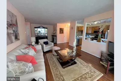 7903 Valley Manor Road #204, Owings Mills, MD 21117 - Photo 9